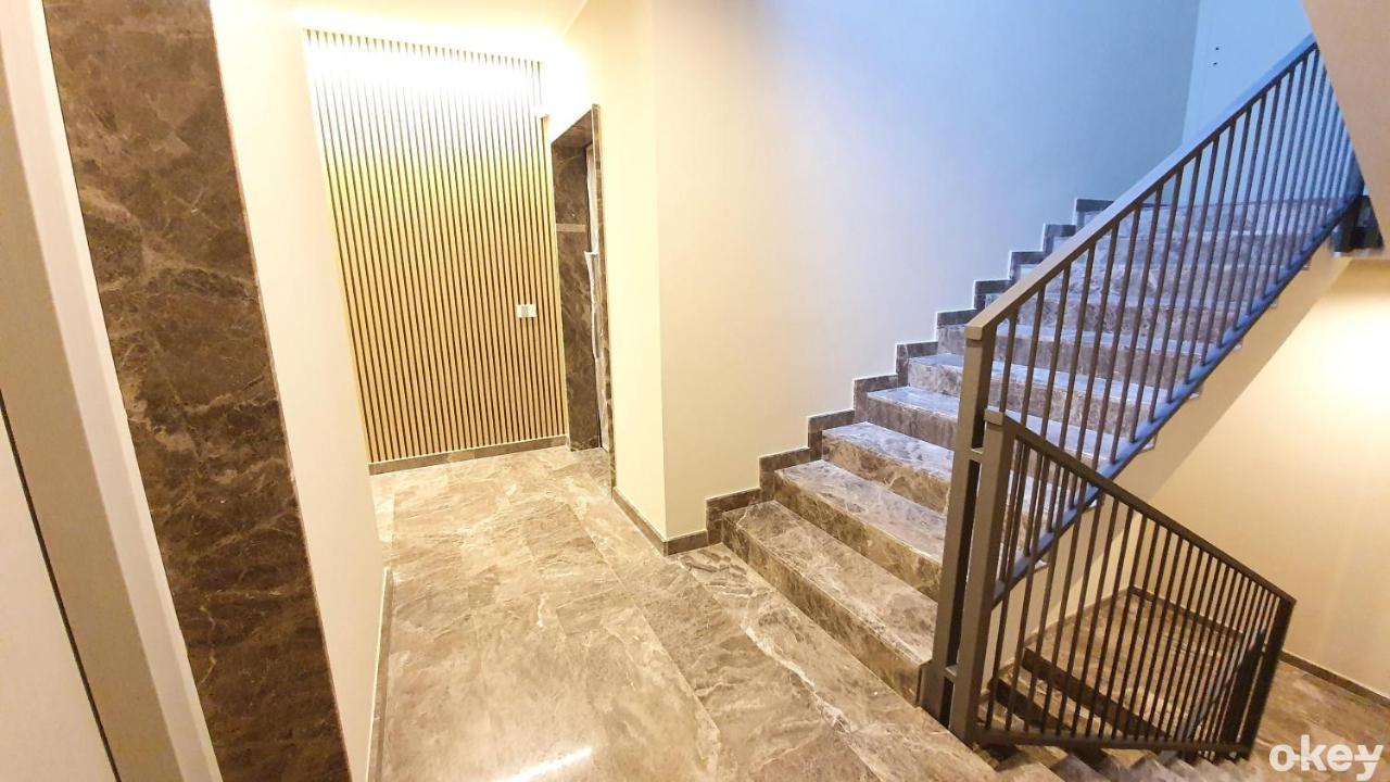 Seven Seas Luxury Apartments - Bari San Girolamo Buitenkant foto